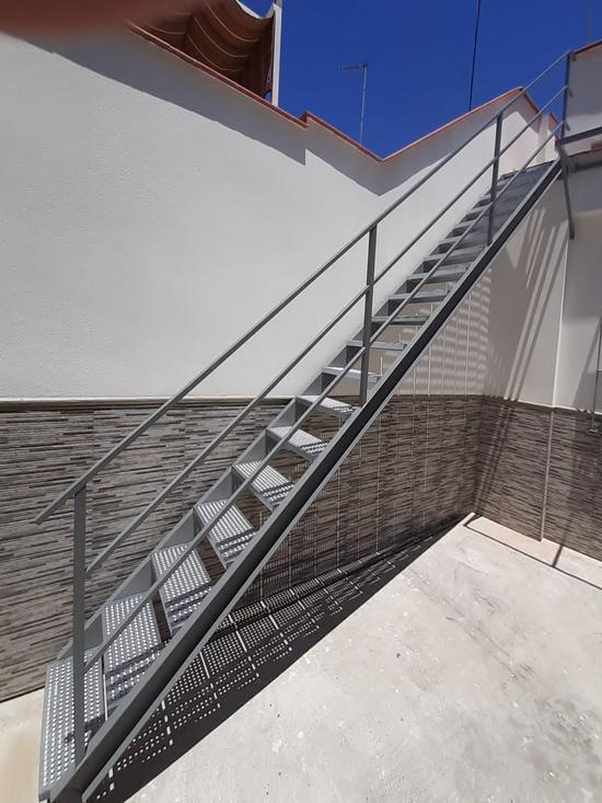 Escalera para patio